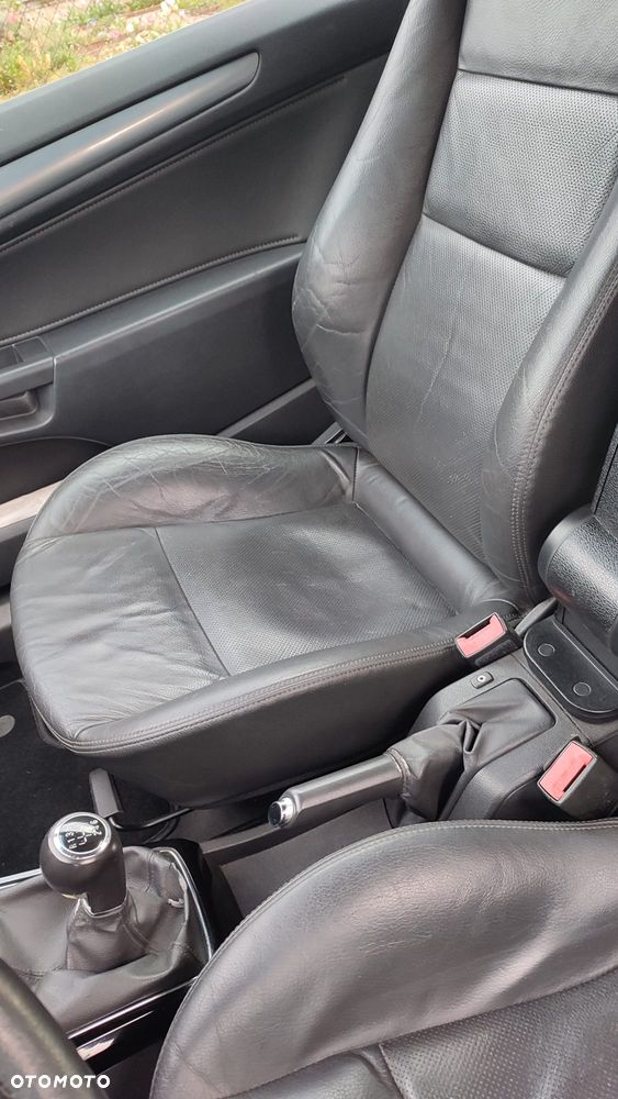 Opel Astra 1.9 CDTI Cosmo - 37