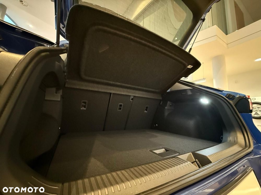 Volkswagen T-Roc 1.5 eTSI Life DSG - 33