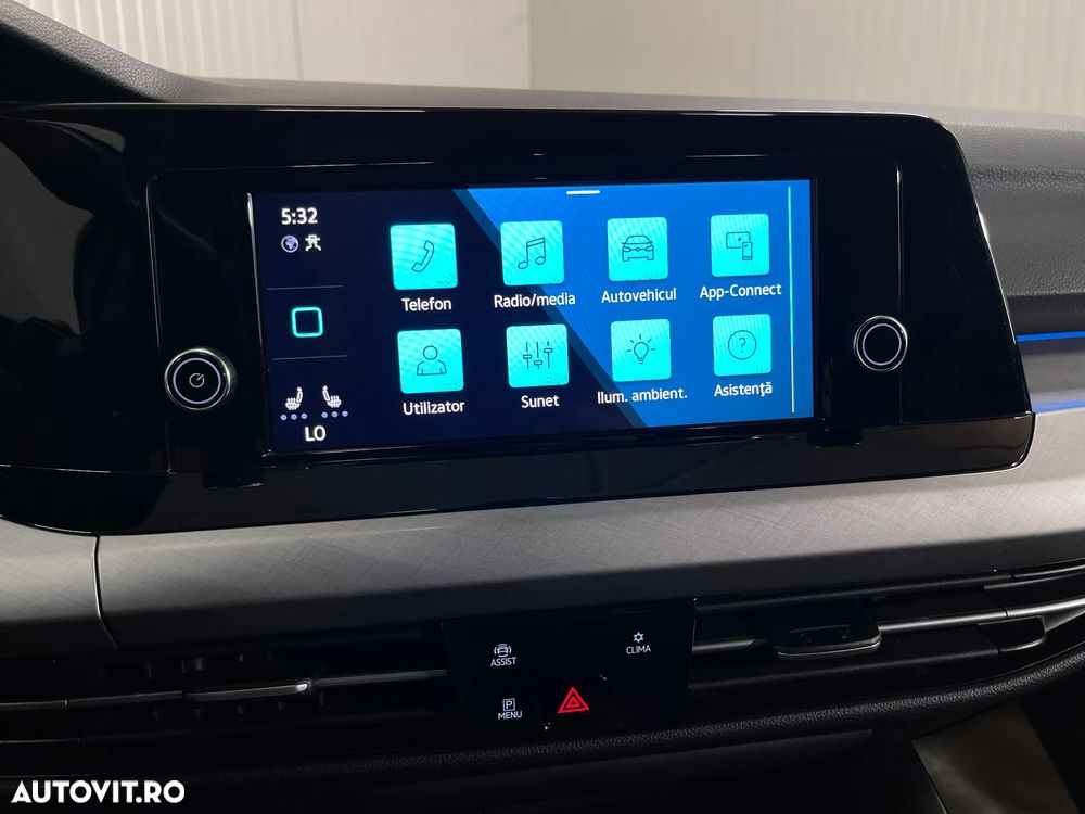 Volkswagen Golf 1.5 eTSI ACT DSG MHEV Life - 20