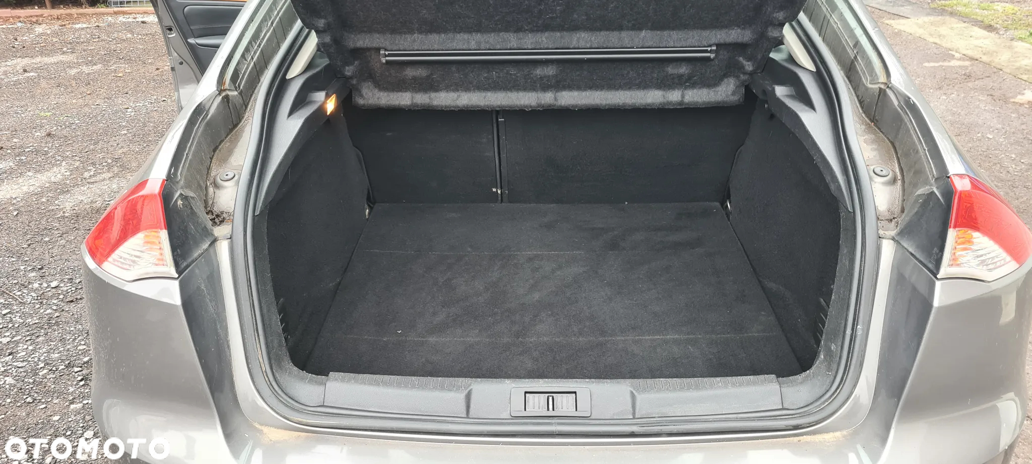 Renault Laguna 2.0 DCi Initiale - 12