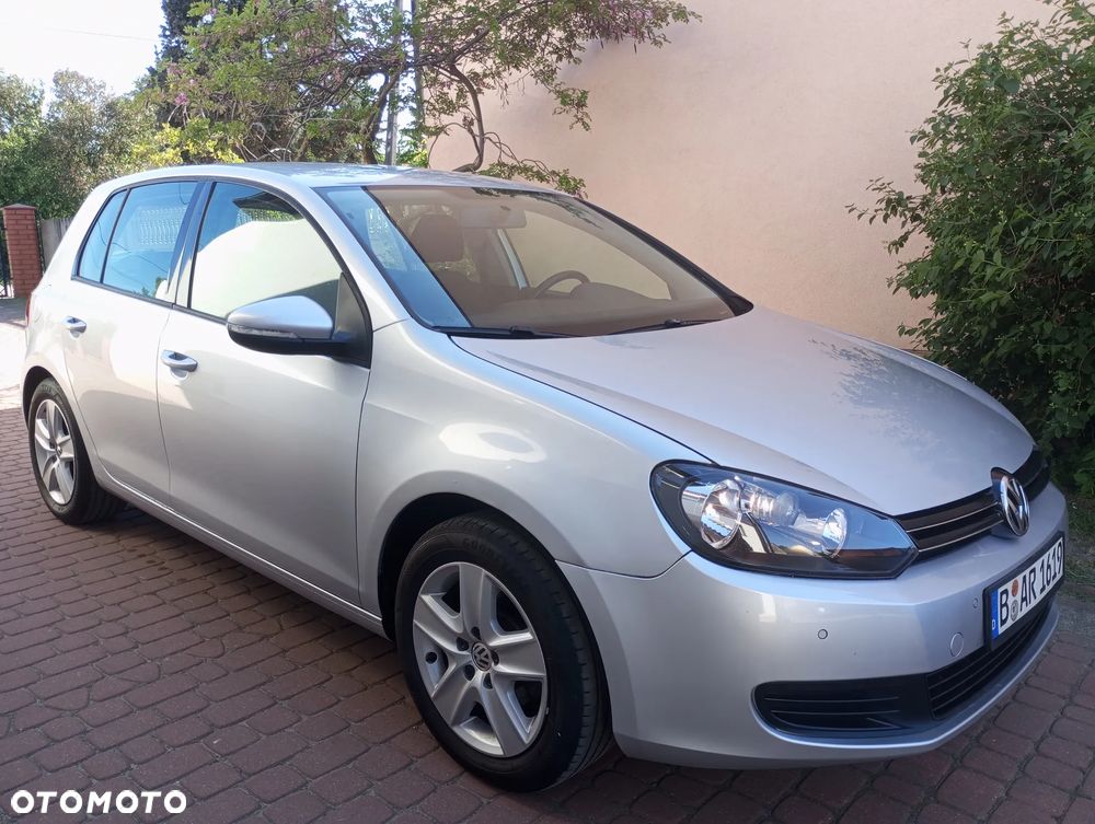 Volkswagen Golf - 10