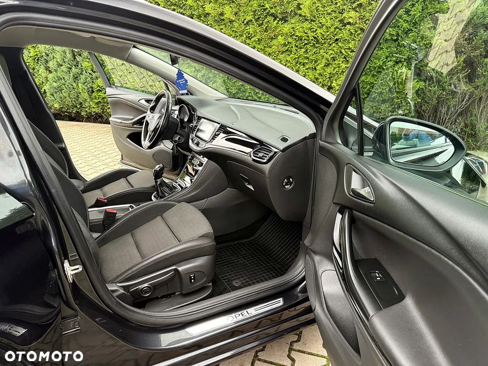 Opel Astra 1.6 BiTurbo D (CDTI) Start/Stop Innovation - 18