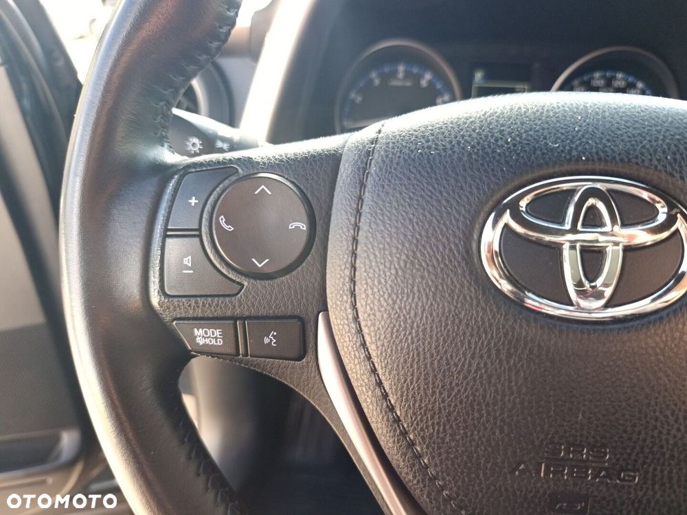 Toyota RAV4 - 24