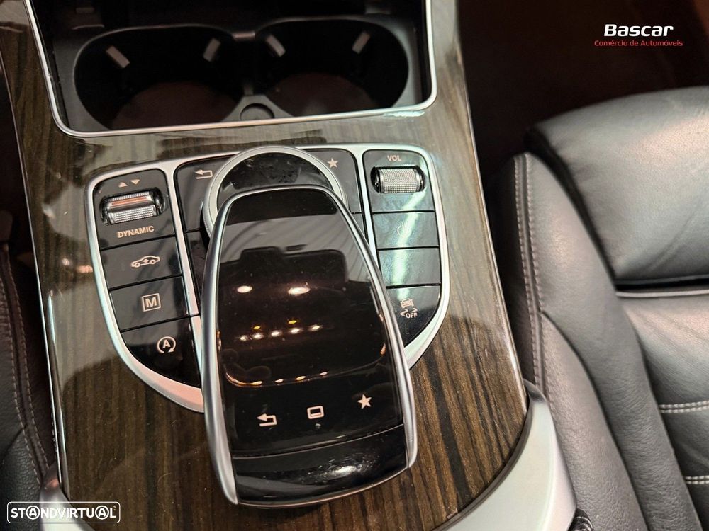 Mercedes-Benz GLC 250 d 4Matic 9G-TRONIC AMG Line - 29