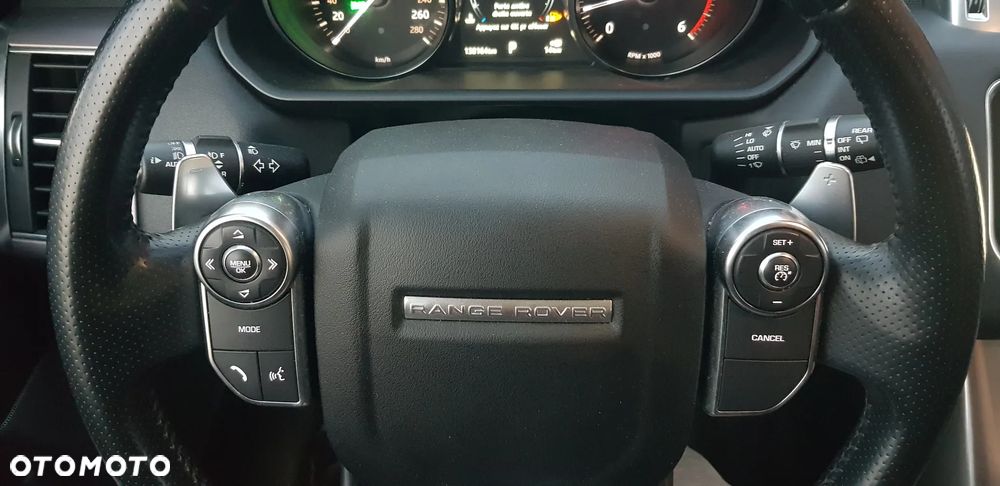 Land Rover Range Rover Sport D250 (SDV6) HSE - 34