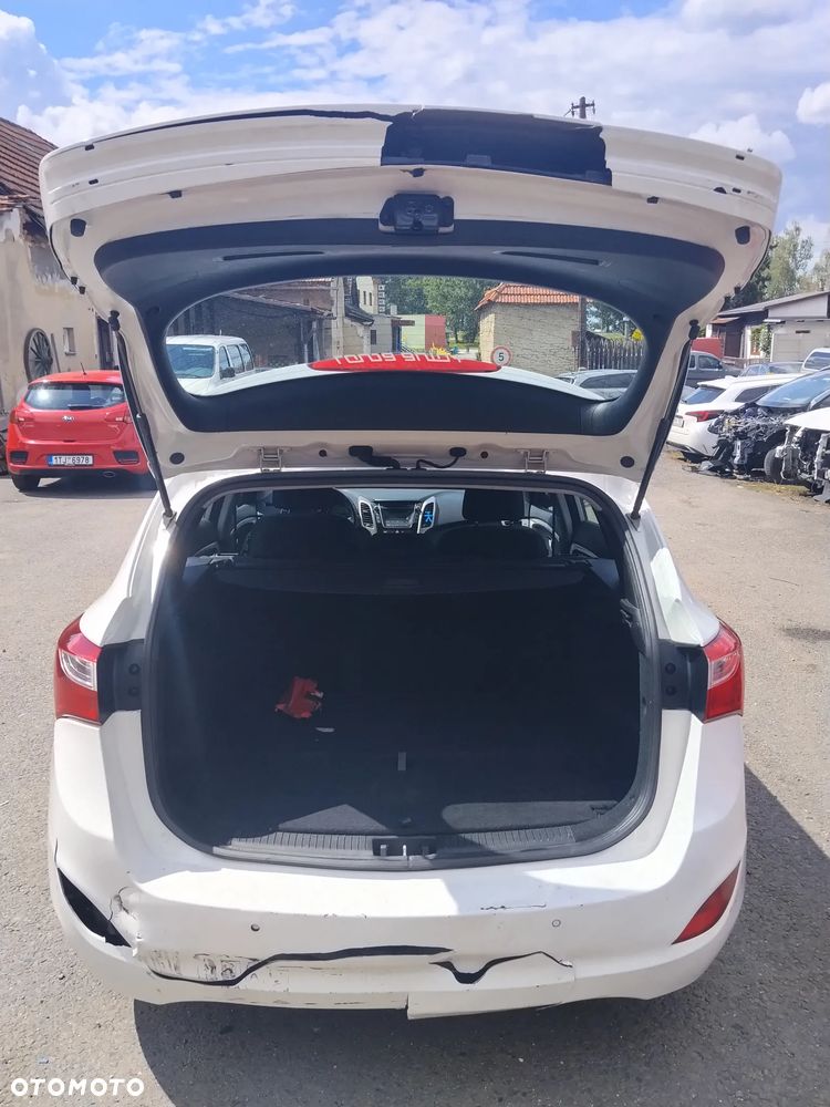 Hyundai i30 - 14