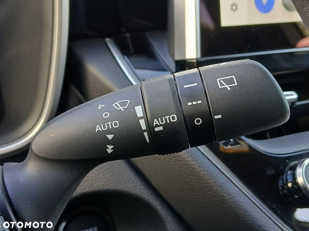 Toyota Corolla Cross 2.0 Hybrid Style AWD - 32