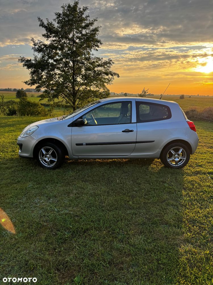 Renault Clio 1.2 16V Dynamique - 7