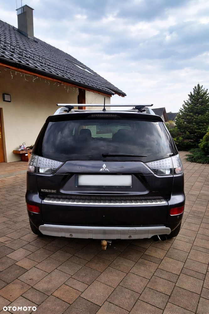 Mitsubishi Outlander 2.0 DID Intense - 3