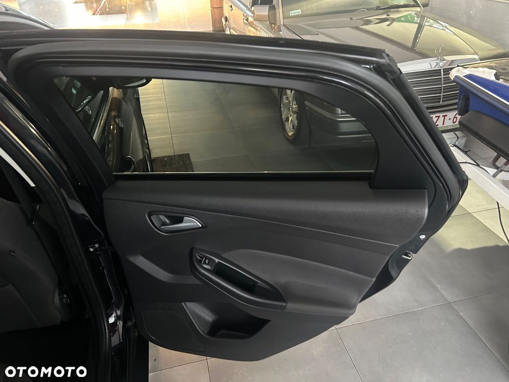 Ford Focus 1.6 TDCi DPF Start-Stopp-System Business - 23