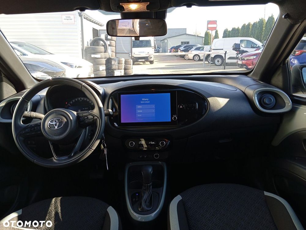 Toyota Aygo X 1.0 VVT-i Style CVT - 12