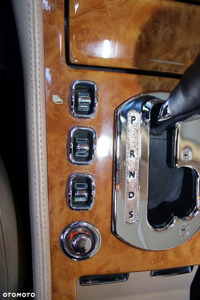 Bentley Azure Standard - 30