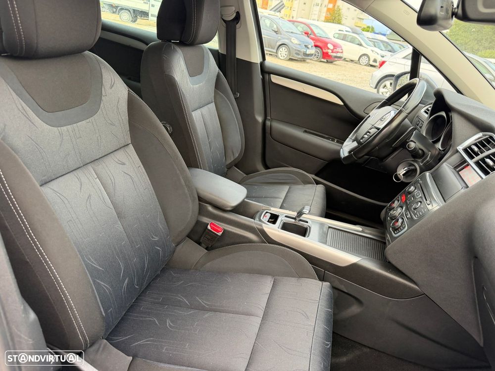 Citroën C4 1.6 e-HDi Exclusive CMP6 - 11