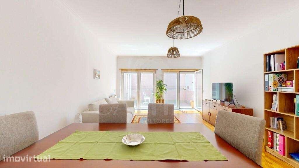 Excelente T1, com terraço, em Telheiras - Grande imagem: 2/32