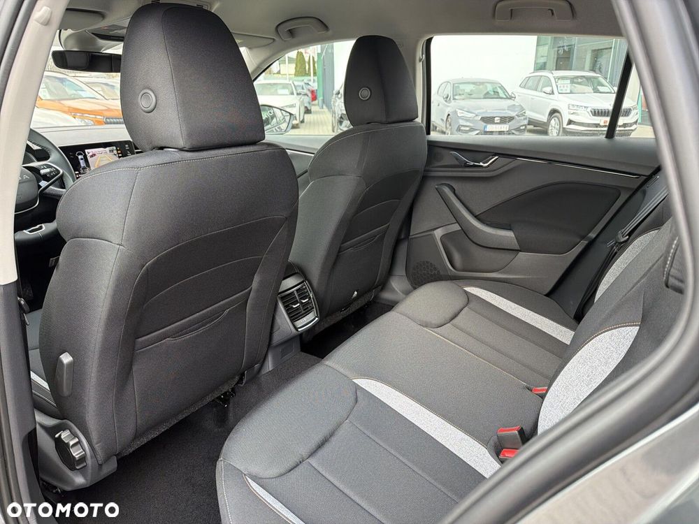 Skoda Scala 1.0 TSI Edition 130 DSG - 22