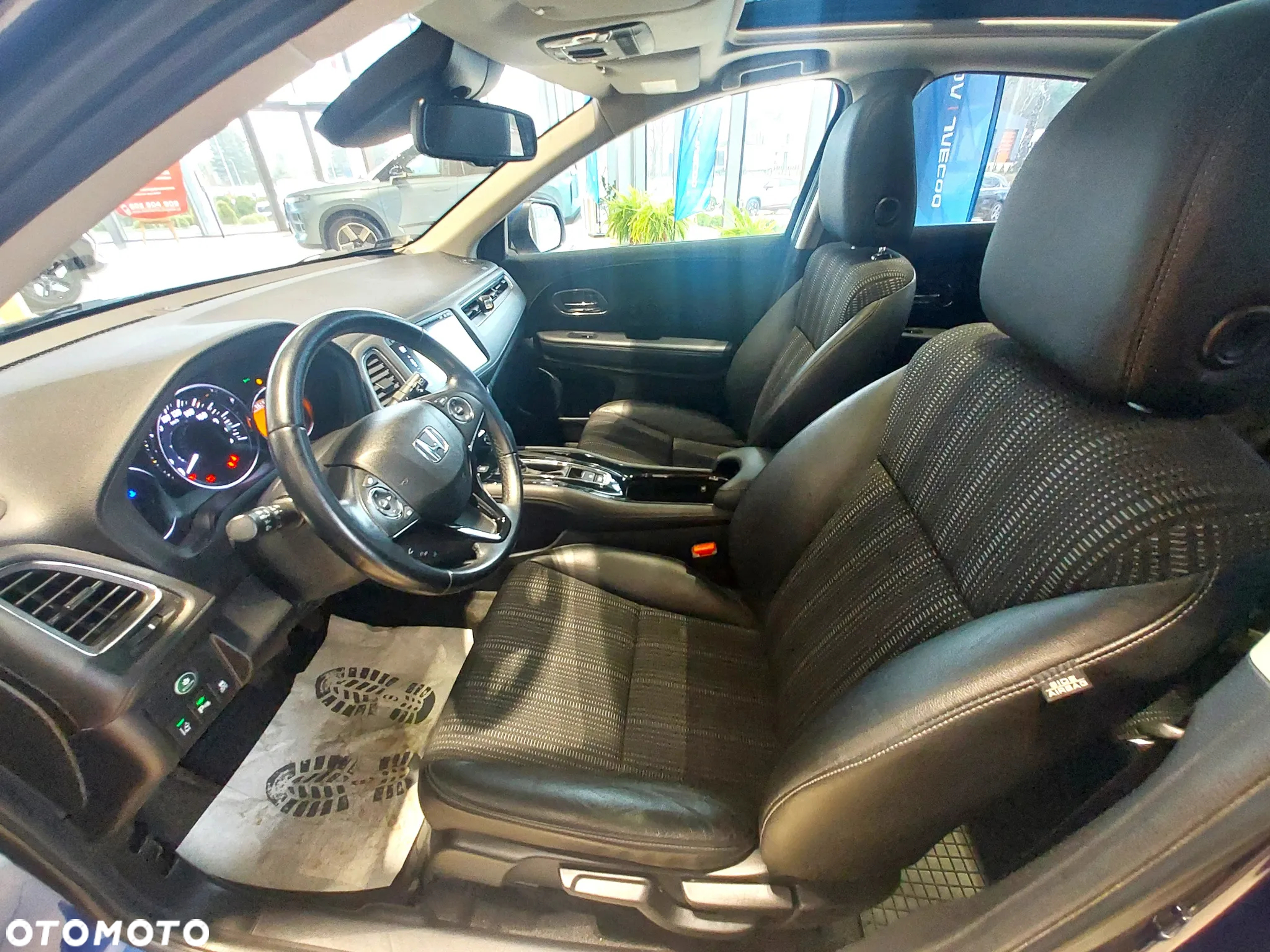 Honda HR-V 1.5 Executive (ADAS) CVT - 10