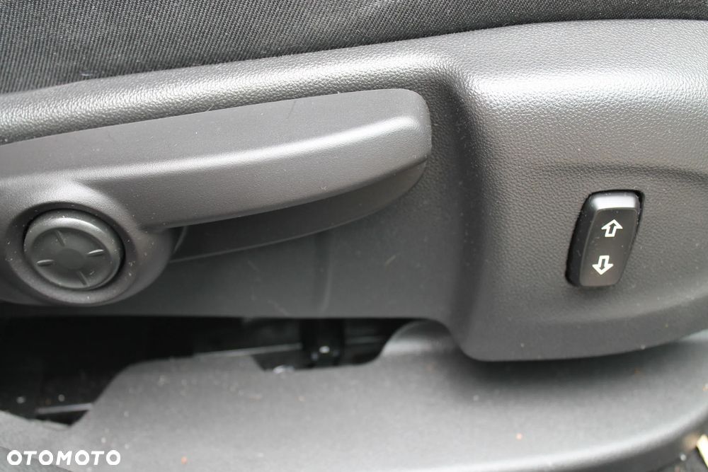 Opel Astra 1.6 CDTI Elite - 29