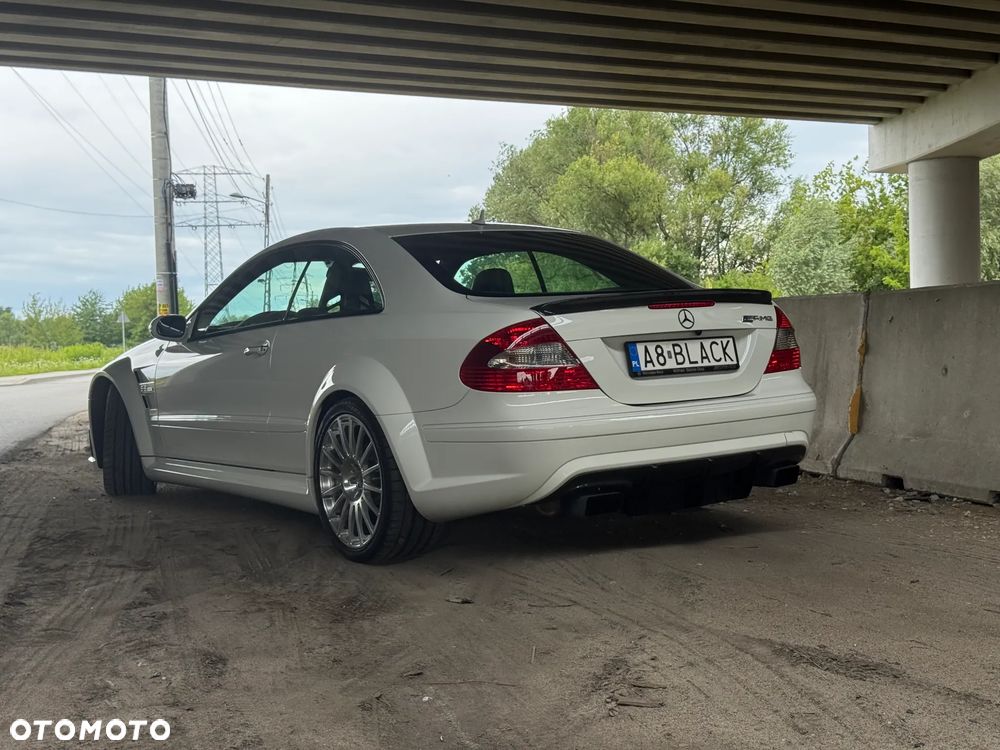 Mercedes-Benz CLK - 8