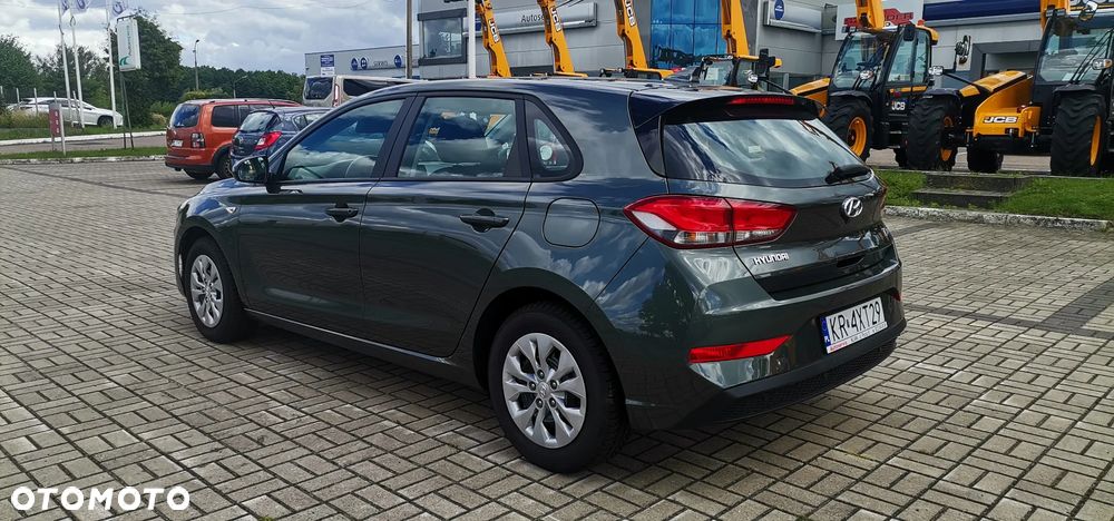 Hyundai i30 1.5 DPI Modern - 6