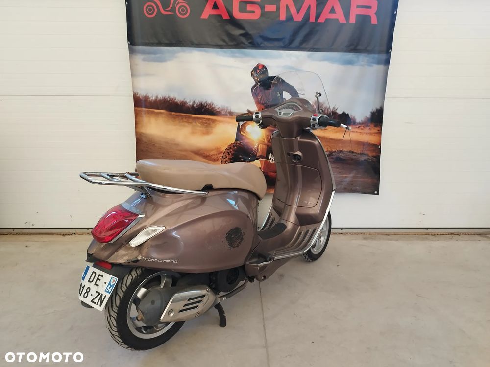 Vespa Primavera - 6