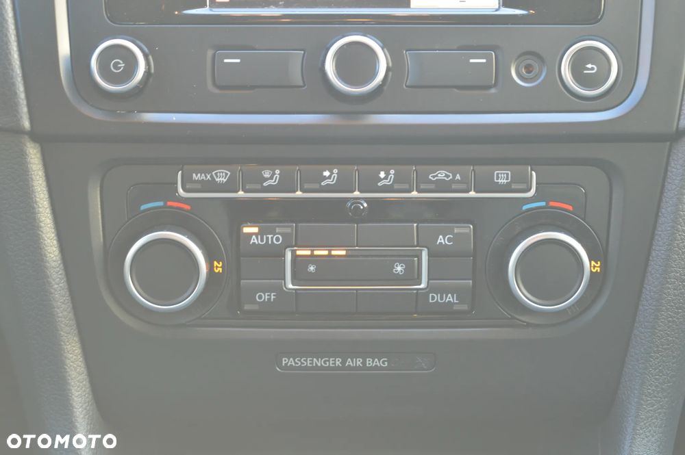 Volkswagen Golf 1.6 TDI DPF BlueMotion Technology Comfortline - 17