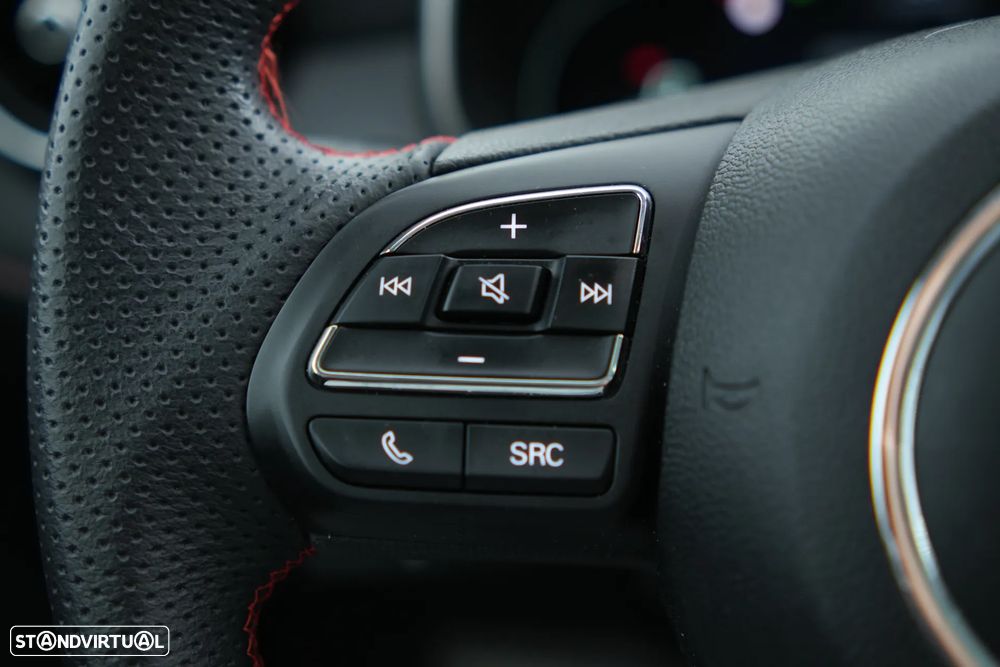 MG ZS EV 72.6 kWh Luxury - 24