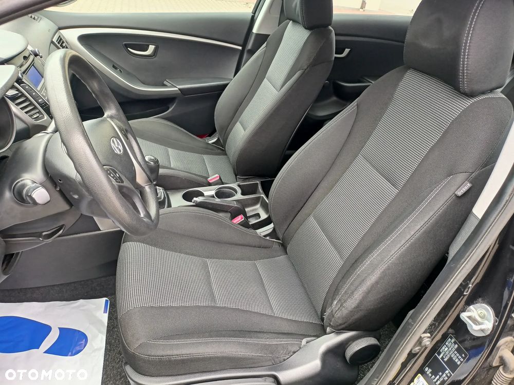 Hyundai i30 1.4 Fifa World Cup Edition - 18