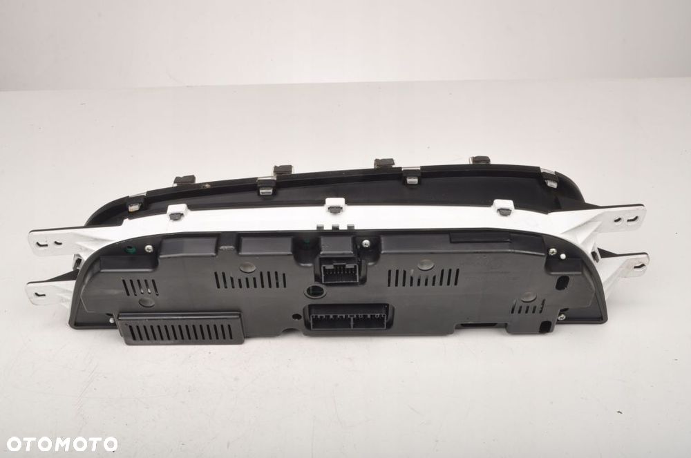 SSANGYONG RODIUS II 2.0 LICZNIK 8022021280 UK - 4