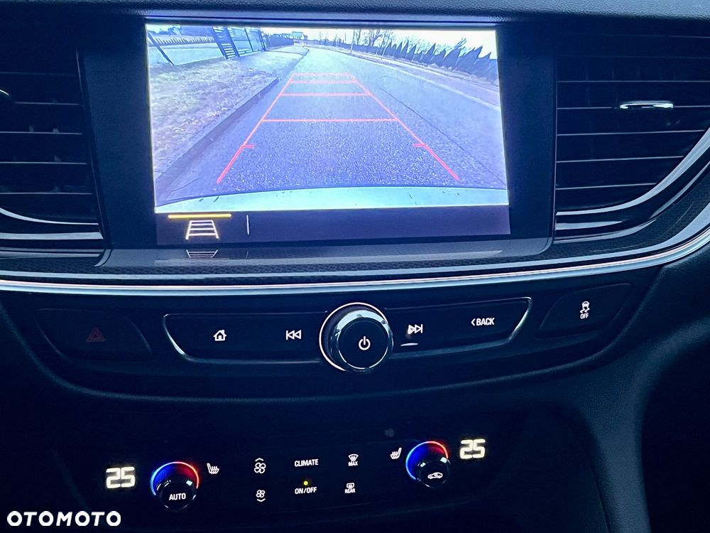 Opel Insignia 2.0 CDTI Ultimate S&S - 22