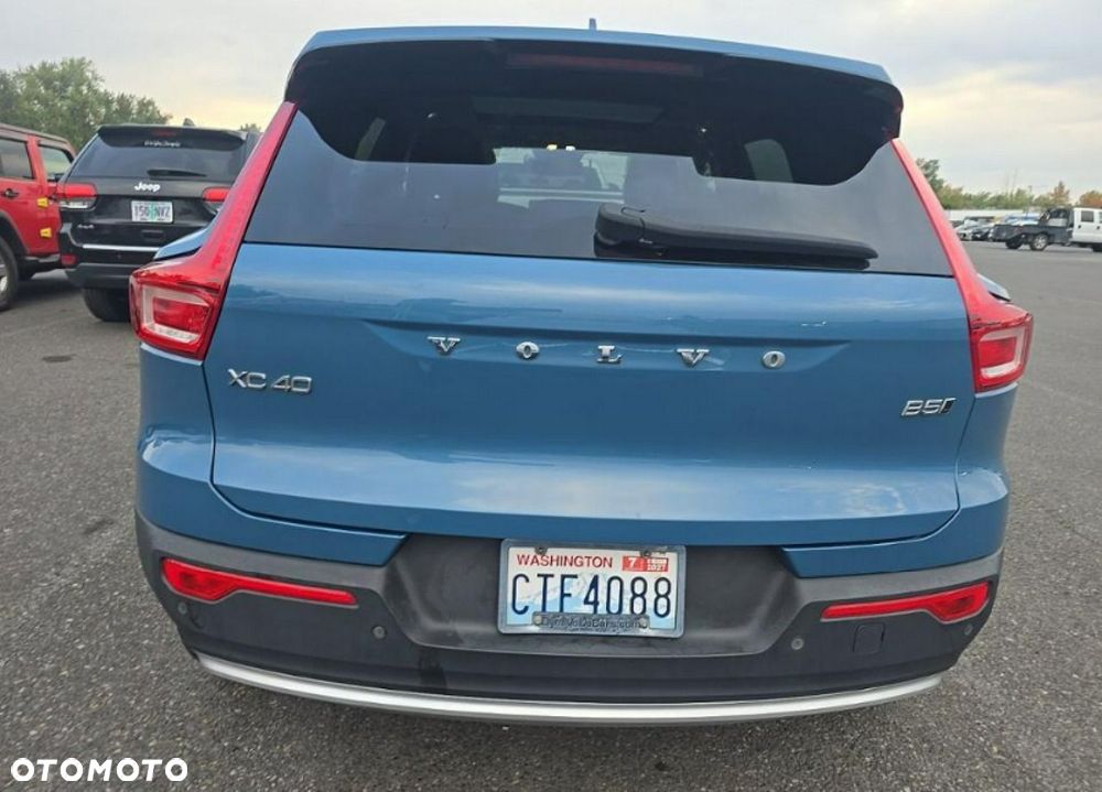 Volvo XC 40 - 6