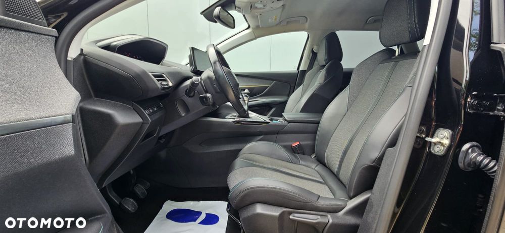 Peugeot 3008 BlueHDi 130 Stop & Start EAT8 Allure - 19