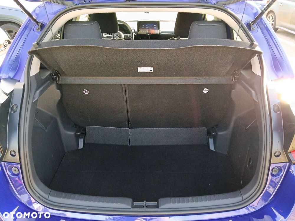 Toyota Yaris Hybrid 1.5 Style - 16