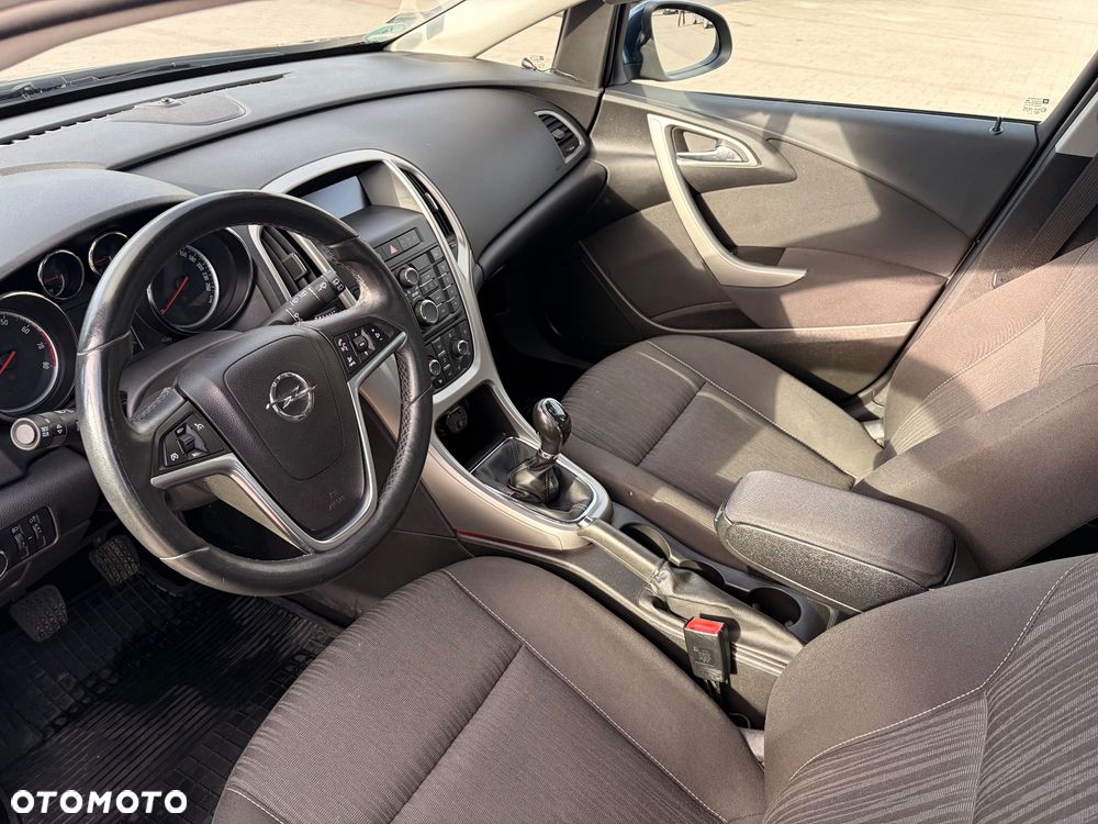 Opel Astra 1.4 Turbo - 12