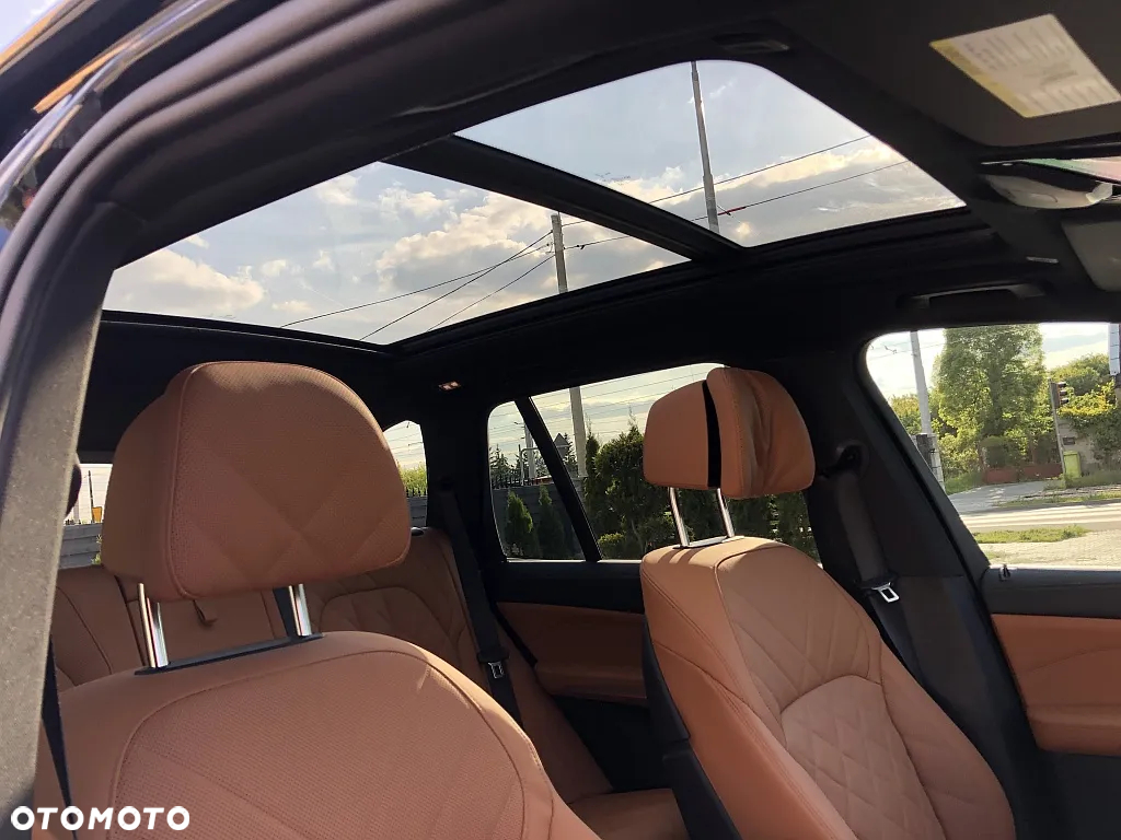 BMW X5 xDrive40i - 14