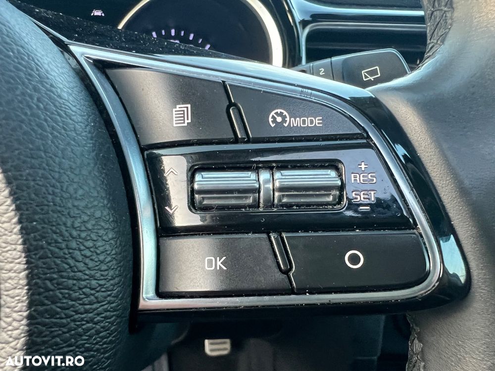 Kia Ceed 1.6 CRDi Eco-Dynamics+ (48V Mild-Hybrid) Edition 7 - 11
