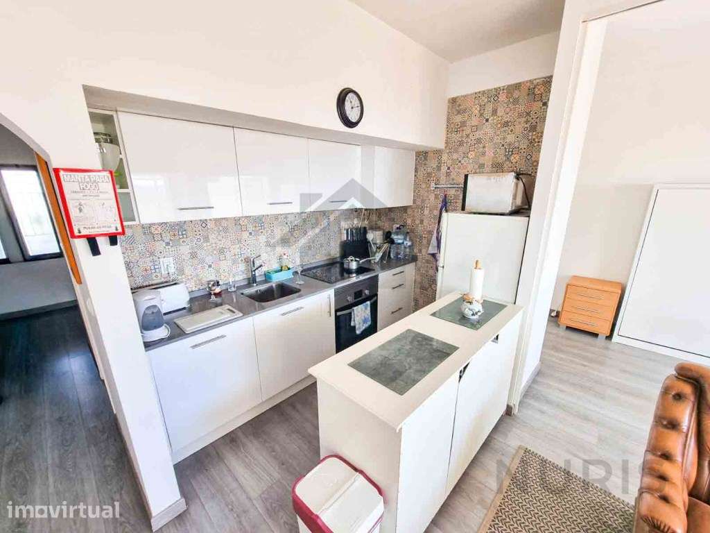 Apartamento T2 com Vista Mar para Arrendamento Anual na Praia da Rocha - Grande imagem: 4/14