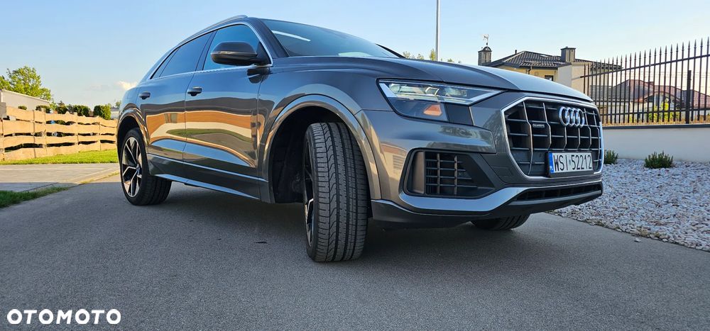 Audi Q8 55 TFSI quattro tiptronic - 6