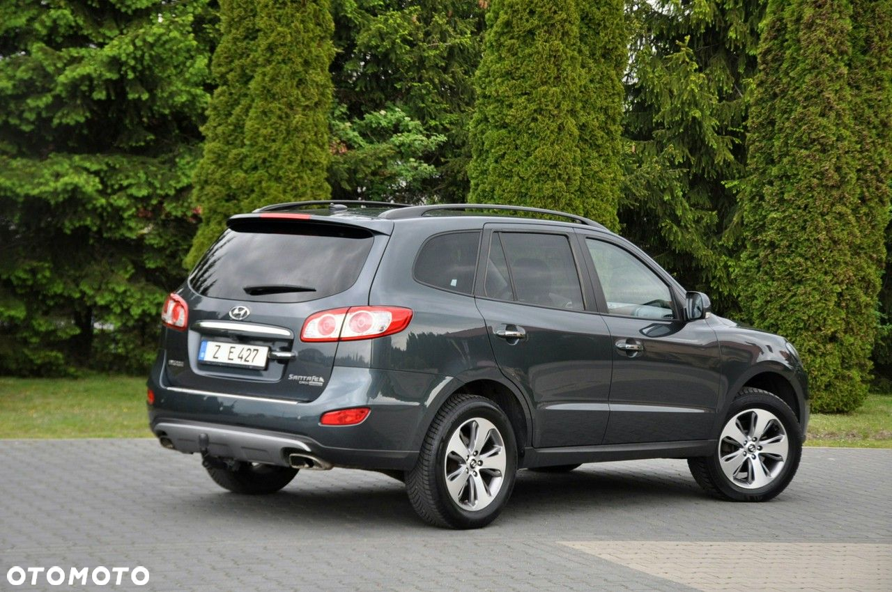 Hyundai Santa Fe - 5