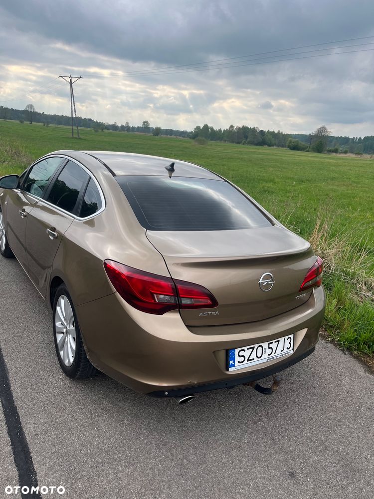Opel Astra - 5