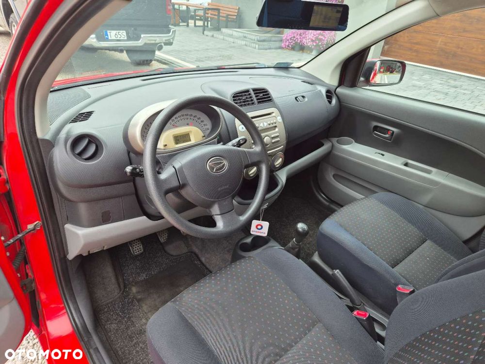 Daihatsu Sirion - 14