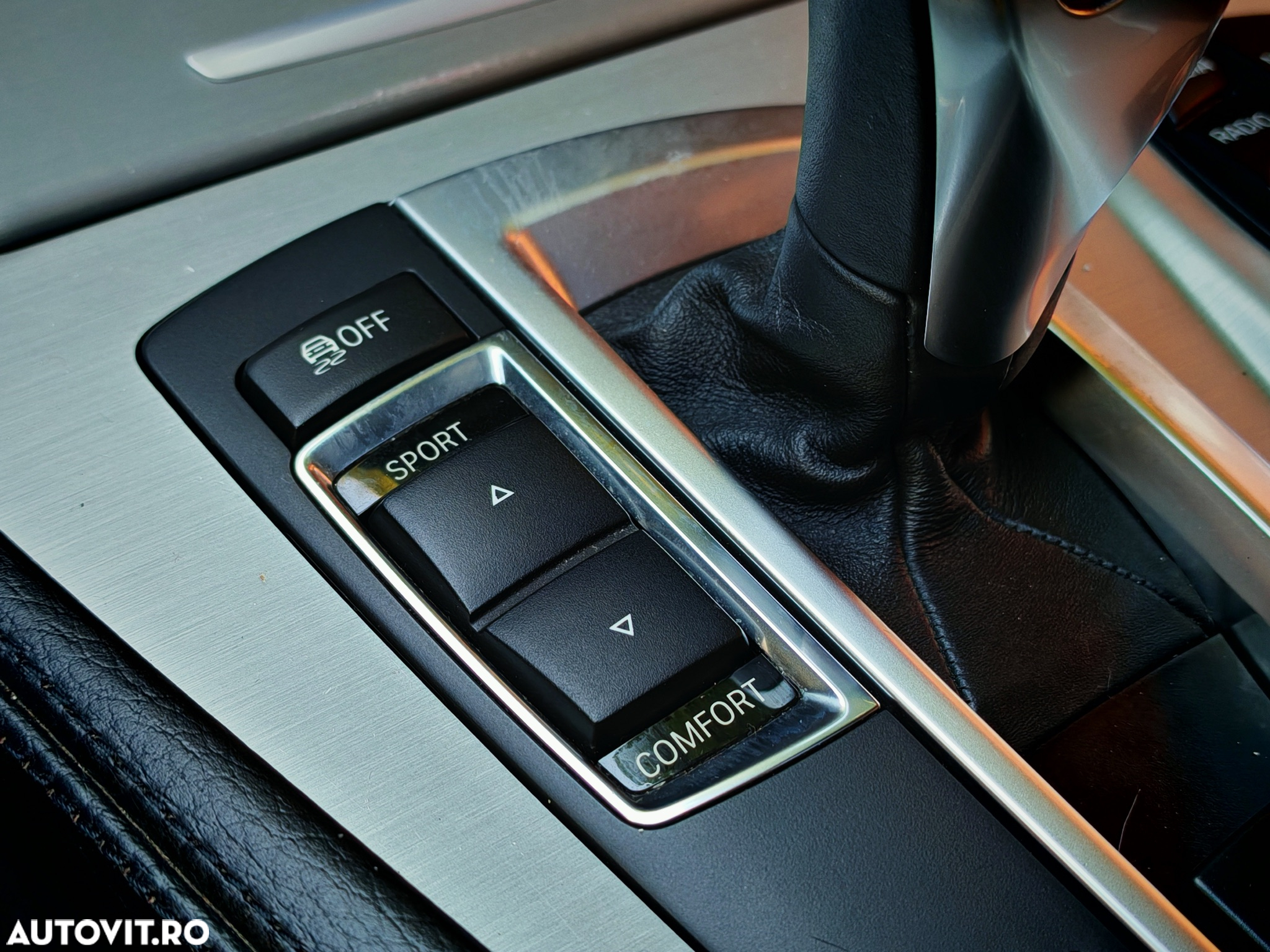 BMW Seria 5 525d xDrive AT - 22
