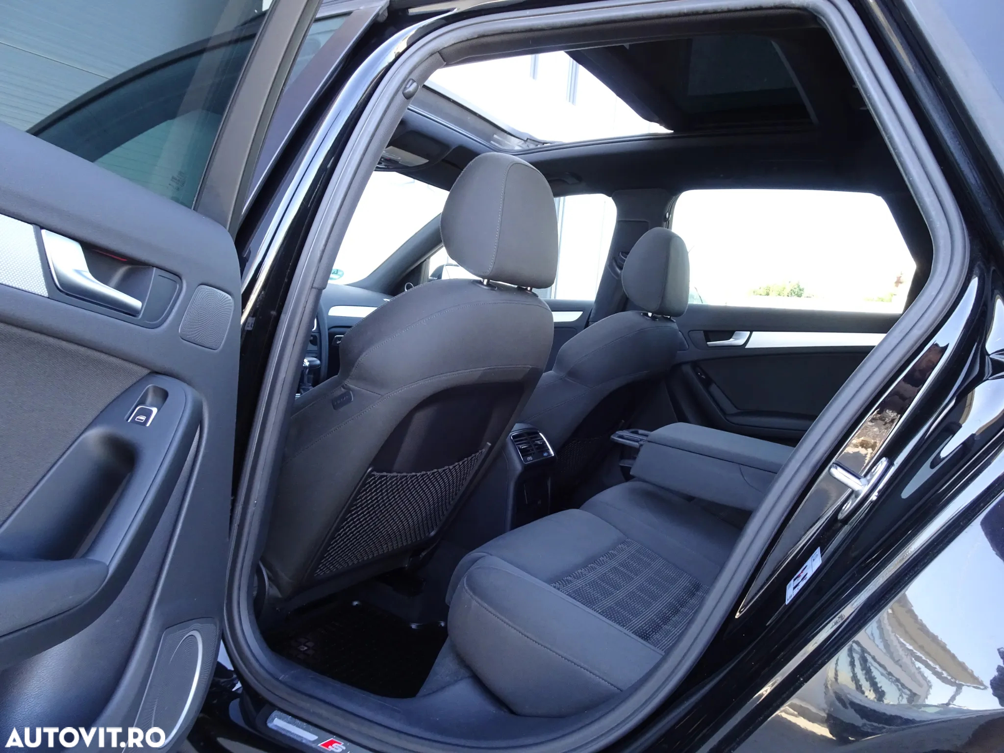 Audi A4 Avant 2.0 TDI DPF multitronic S line Sportpaket - 14