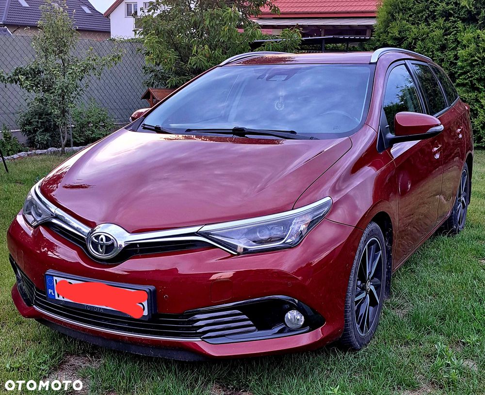 Toyota Auris - 1