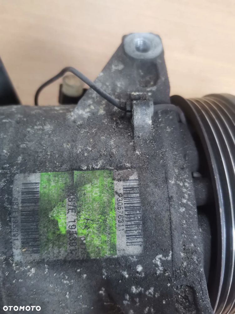Pompa klimatyzacji sprężarka Volvo S40 V50 C30 C70 2.5 T 30676311 - 2