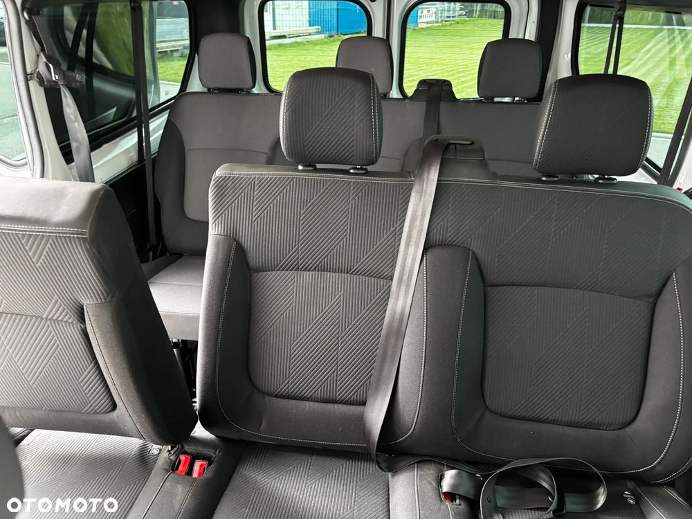 Renault Trafic - 4