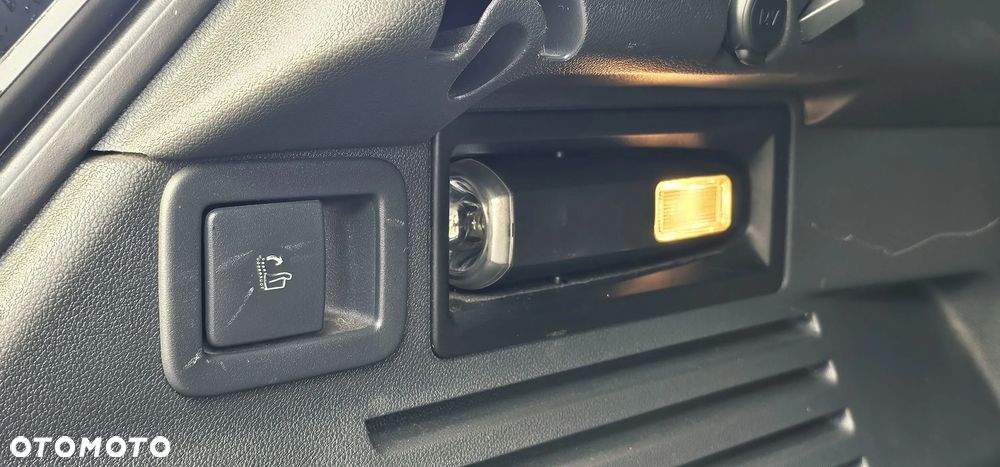 Peugeot 3008 1.6 HDi Premium - 31