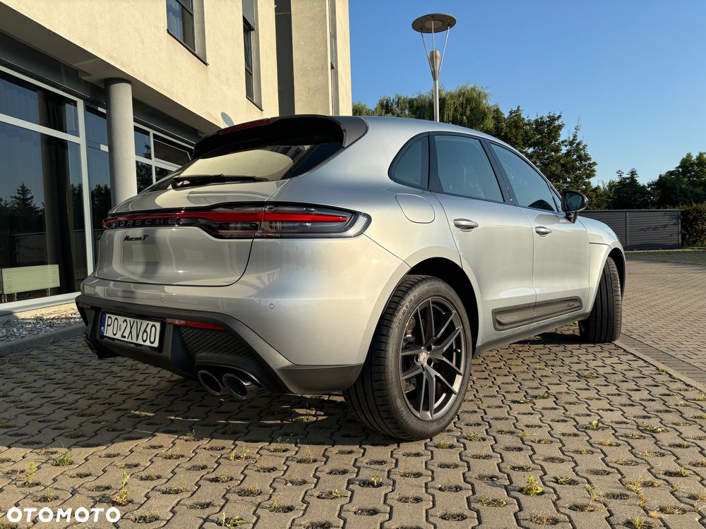Porsche Macan T - 11