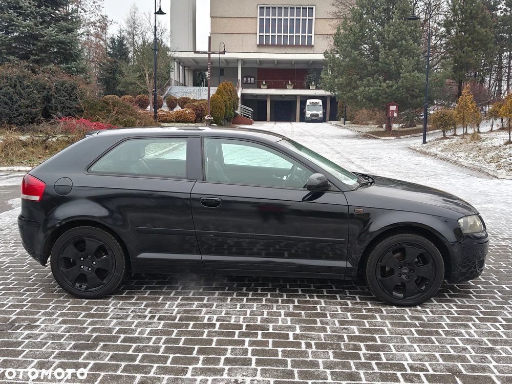 Audi A3 Sportback 1.9 TDI Ambiente - 2