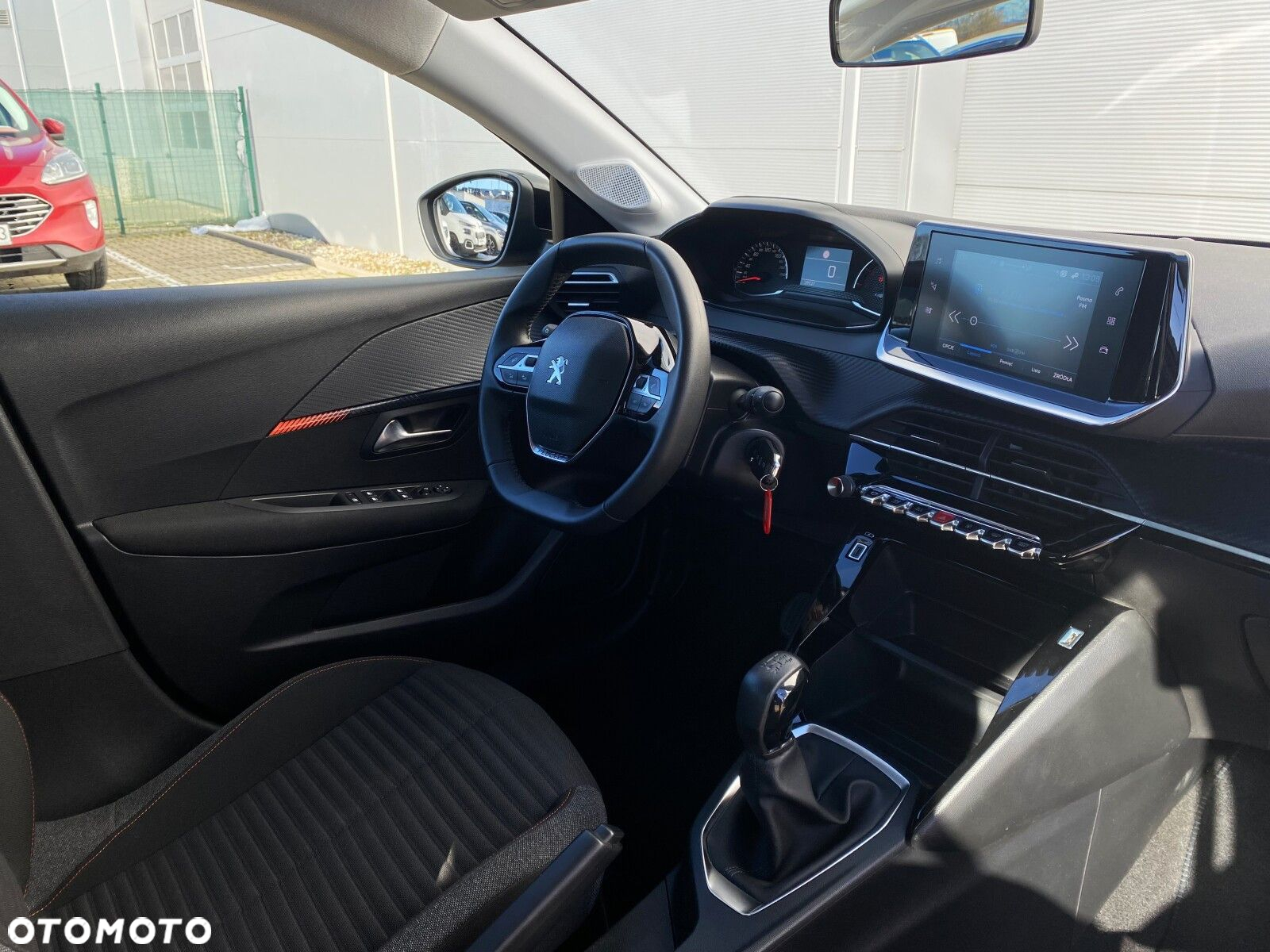 Peugeot 208 1.2 PureTech Active Pack S&S - 24