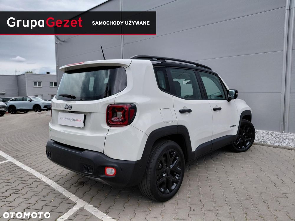 Jeep Renegade - 16